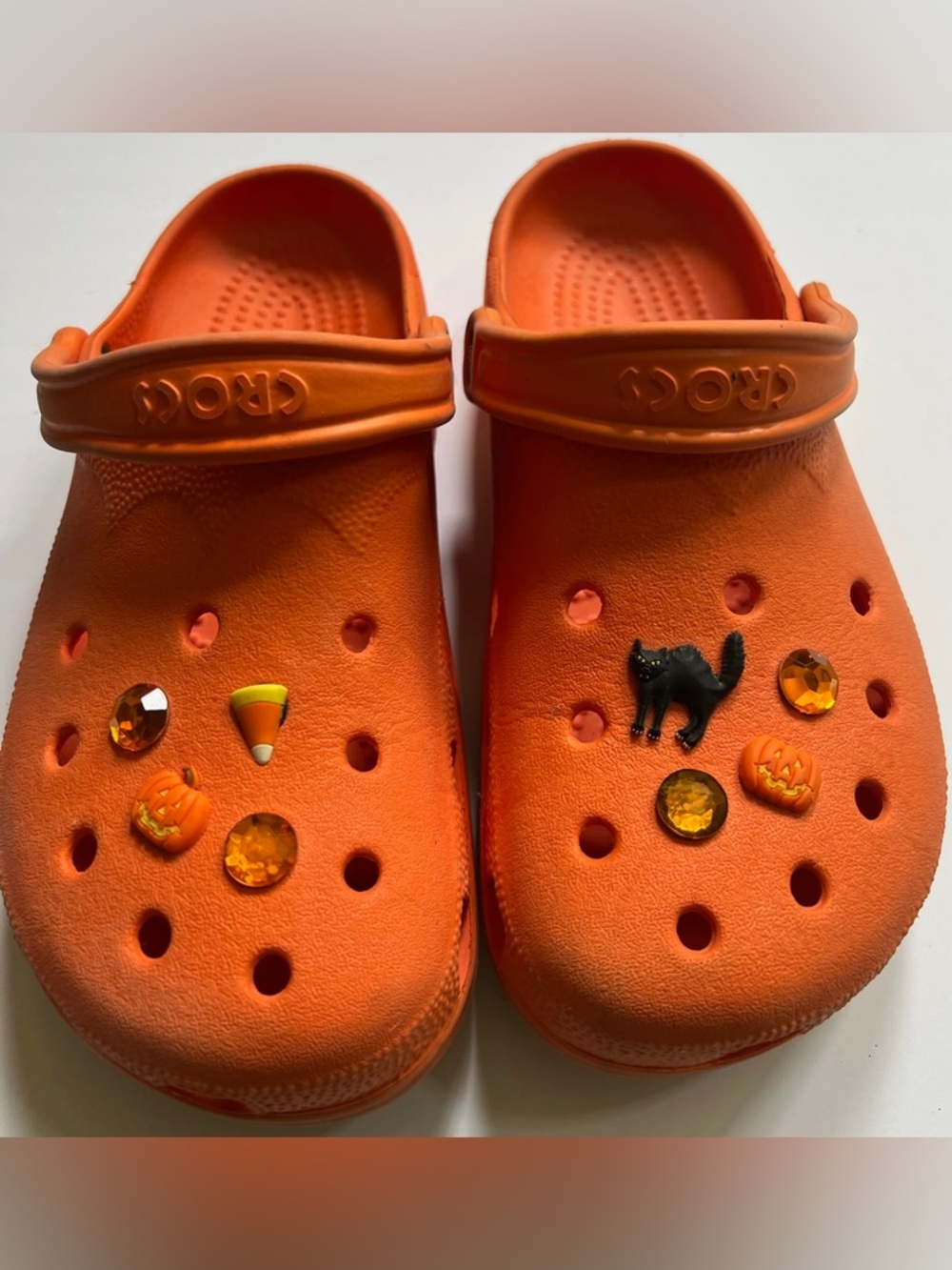 CROCS Classic Clogs Orange Comfort Slip-Ons Women's 8-9 Men's 6-7 Halloween